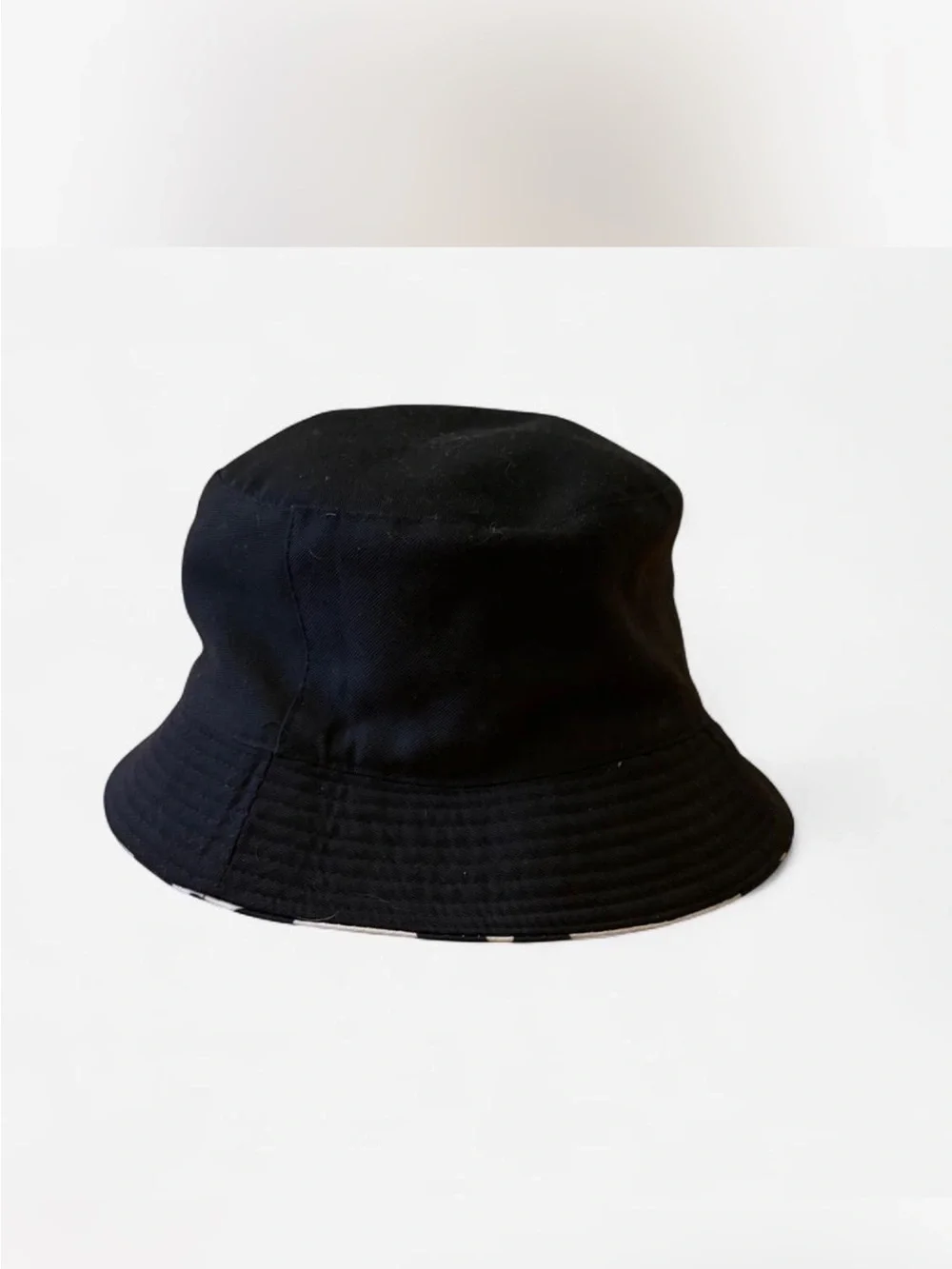 Black and White Cow Print Bucket Hat - Picture 4 of 4